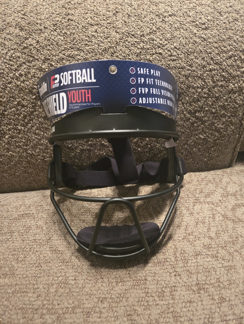 New Franklin Sports Softball Youth Face Mask for Fielders Black Ages 6-12